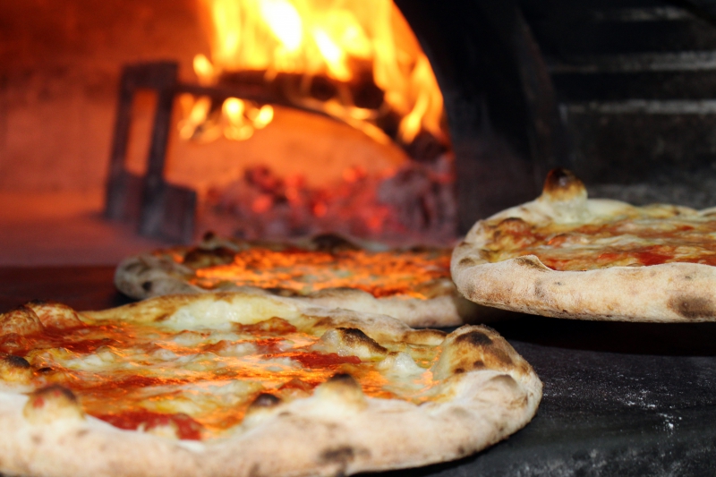 pizzeria-ST VALLIER DE THIEY-min_pizza-2810589